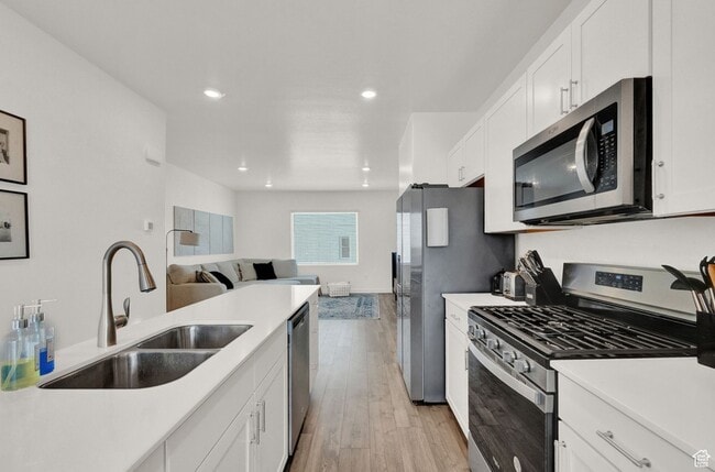 Building Photo - 304 S 1150 W