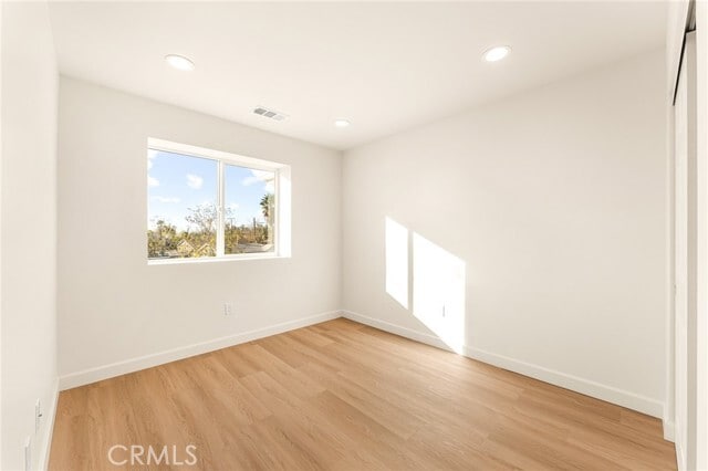 Building Photo - 904 S Hert St