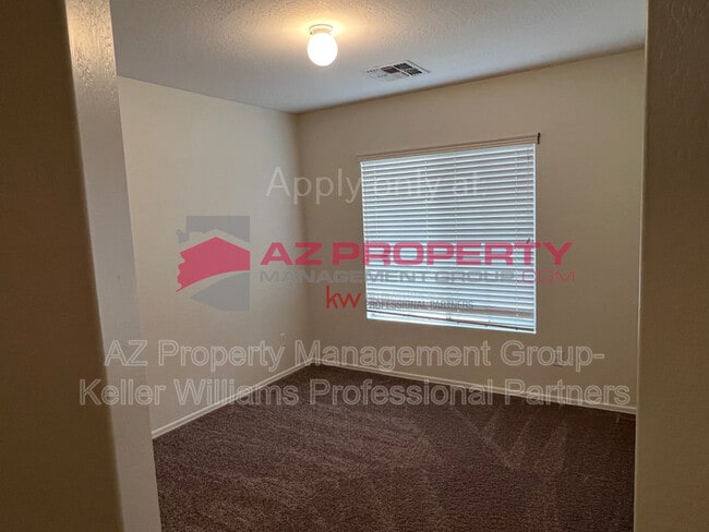 Building Photo - 17863 W Calavar Rd