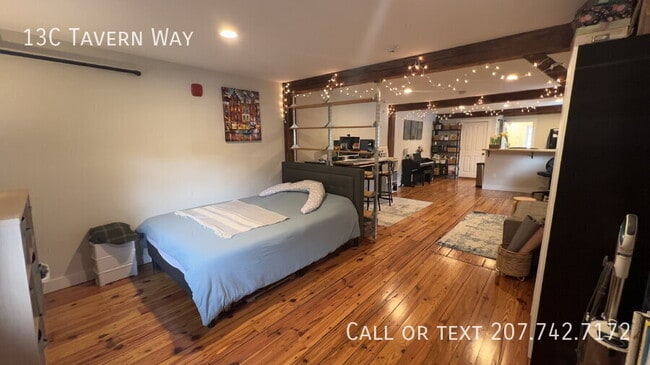 Building Photo - 13 Tavern Wy