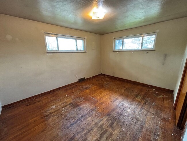 Building Photo - Jump into June and Own Your Own Home with our Summer Savings Spectacular!! - Lease-to-Own Opportu...