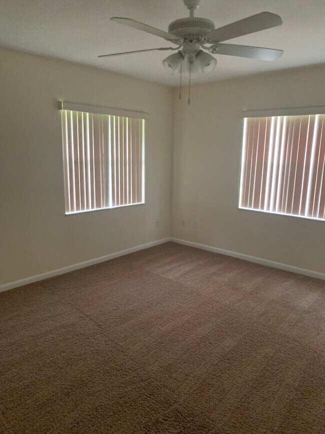 Building Photo - 1785 Fairview Shores Dr