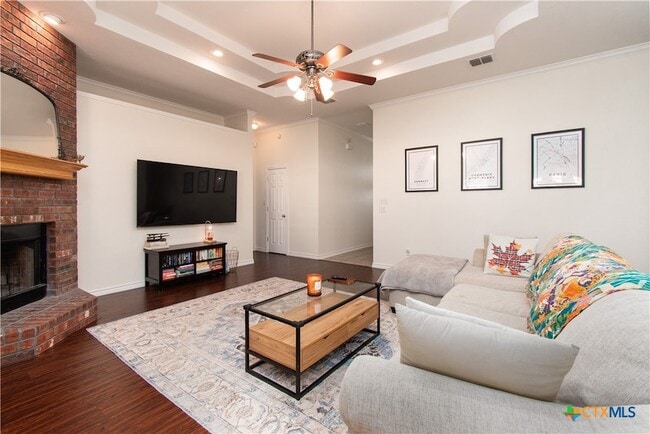 Building Photo - 103 Corral Ct