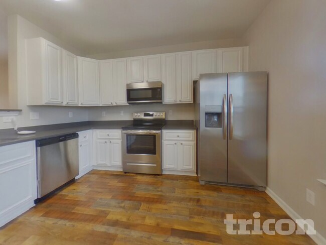 Building Photo - 1135 Blue Topaz Dr