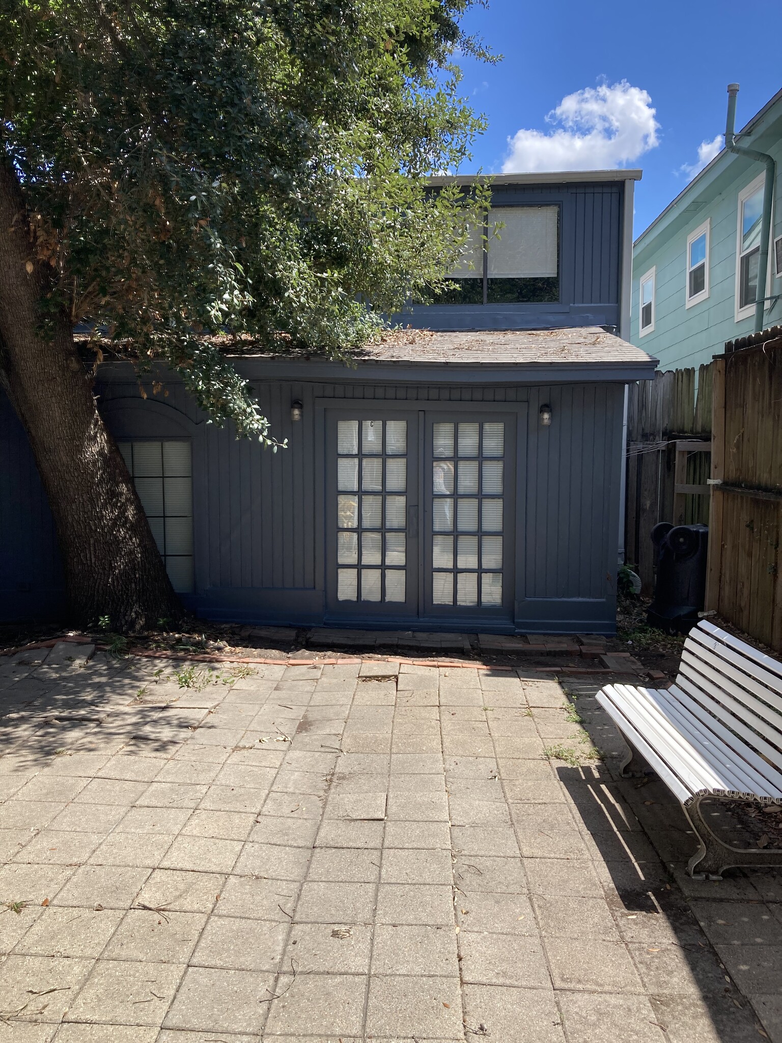 Building Photo - 4109 Roseland St