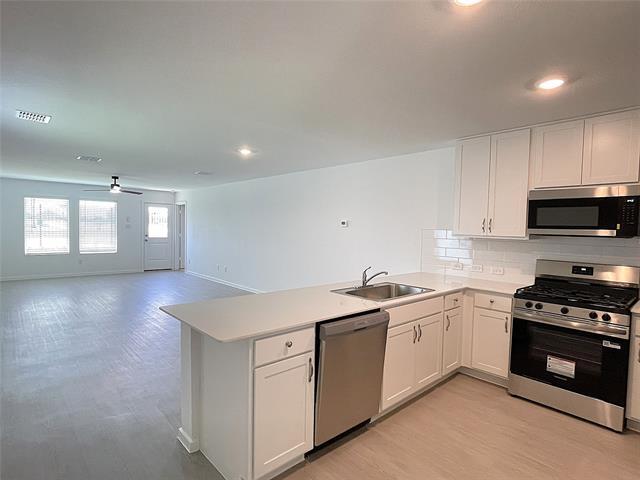 Building Photo - 3185 Campeiro Ave