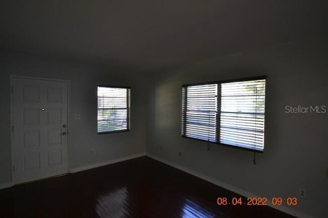Building Photo - 2801 Sanders Dr