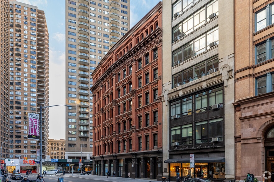 Building Photo - 1 Astor Pl