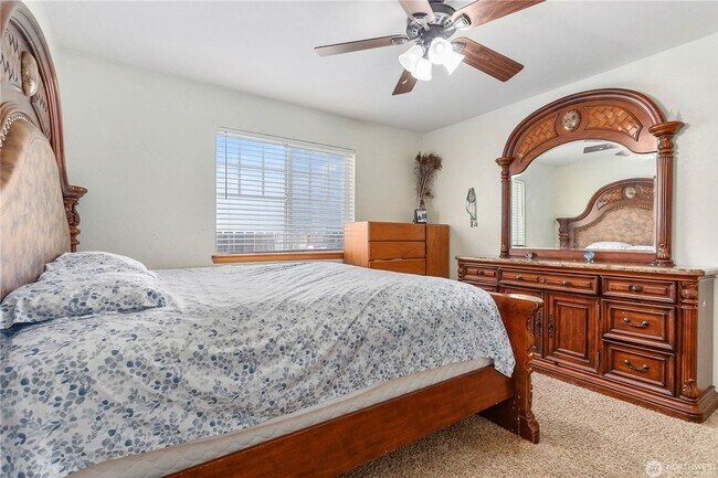 Building Photo - Beautiful Three Bedroom House in Lynden For Rent