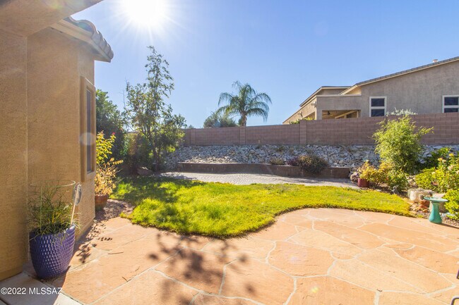 Building Photo - 11877 N Mesquite Hollow Dr