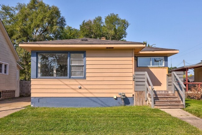 Primary Photo - 2507 Prescott Ave