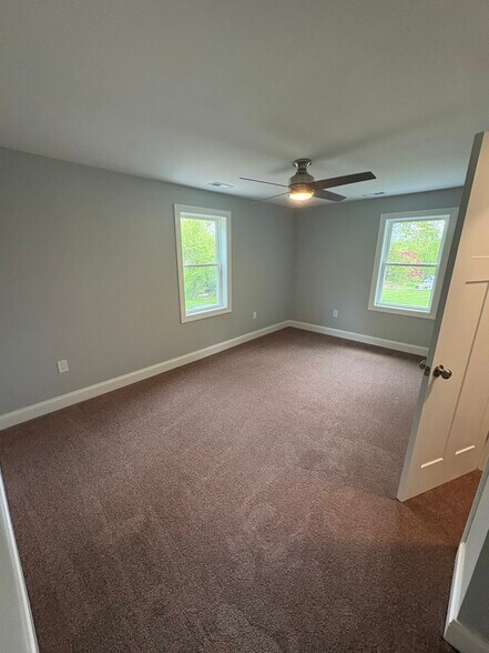 Bedroom #2 - 1001 N Juniata St
