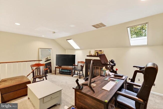 Building Photo - 14230 Oxford Dr