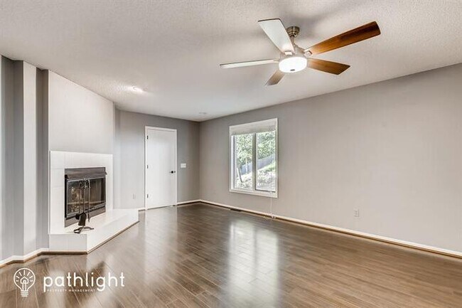 Building Photo - 14355 4Th Avenue N, Plymouth, MN, 55447