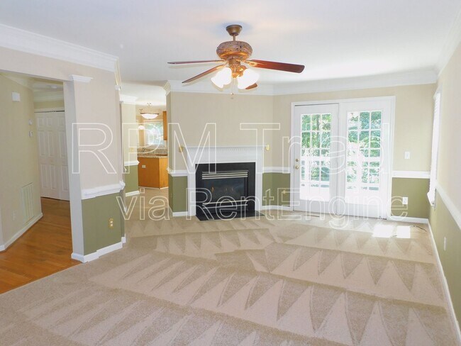 Building Photo - 5300 Lange Trail