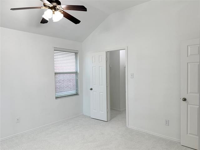 Building Photo - 918 Fleming St