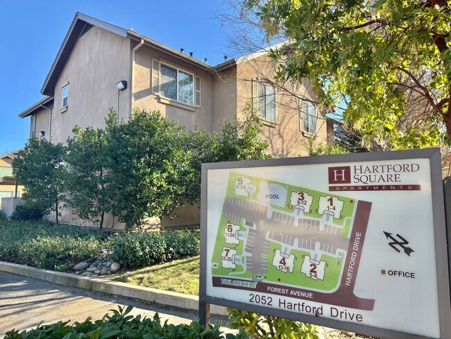 Interior Photo - Hartford Square 2 Bedroom 2 bath apartments