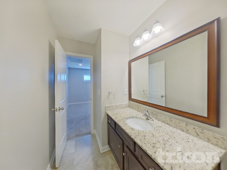 Building Photo - 108 Dalston Rd