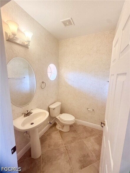 Building Photo - 3396 Dandolo Cir
