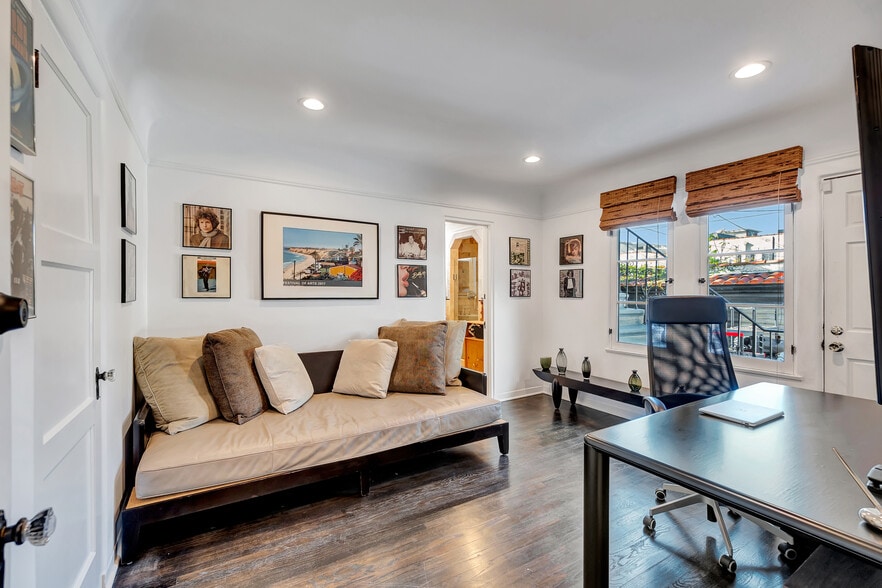 Bedroom/Office - 343 N Croft Ave