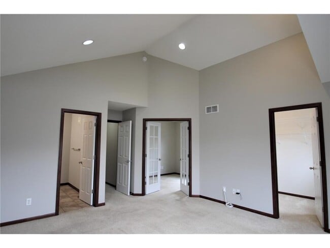 Building Photo - 10003 Pincherry Ln