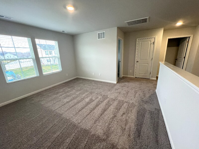 Building Photo - 5303 Spicewood Lk Dr