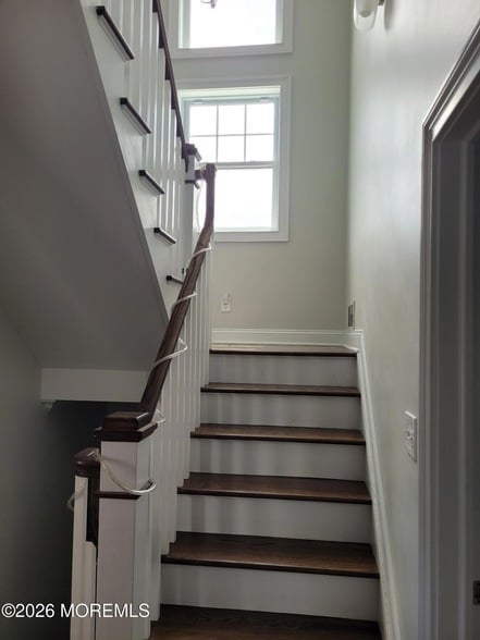 Building Photo - 312 St Louis Ave