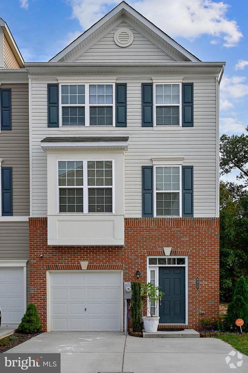Building Photo - 8517 Golden Eagle Ln