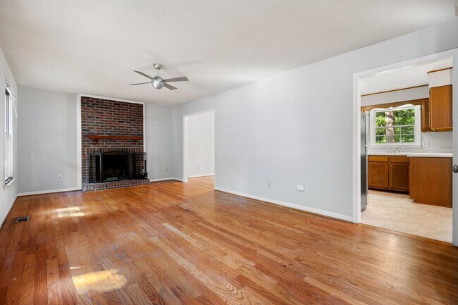 Building Photo - 3302 Lassiter St