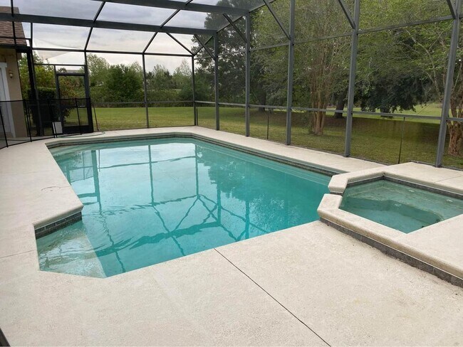 Building Photo - 17310 Amber Sweet Ln
