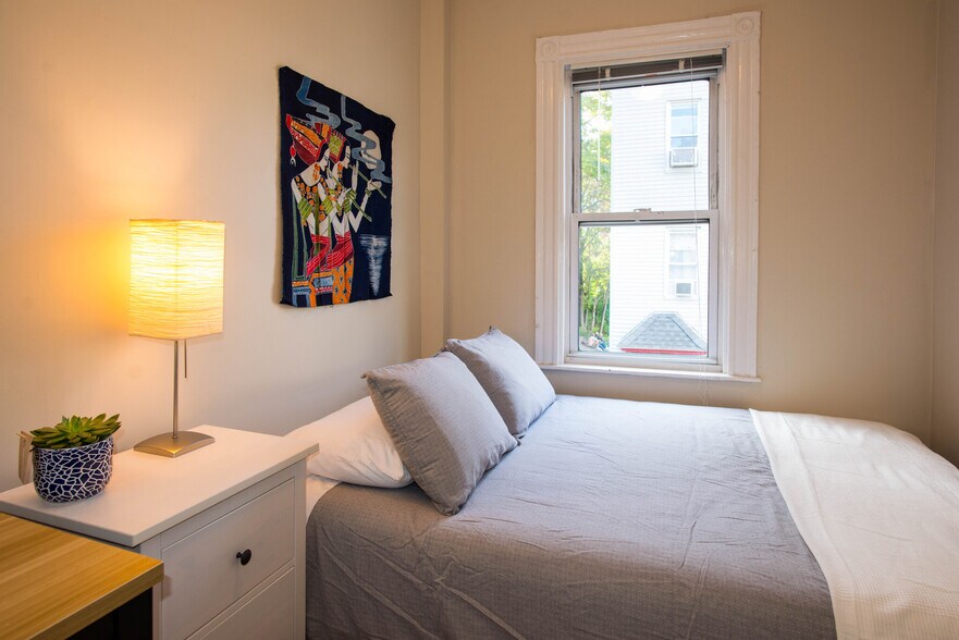 Building Photo - 1 Torpie St