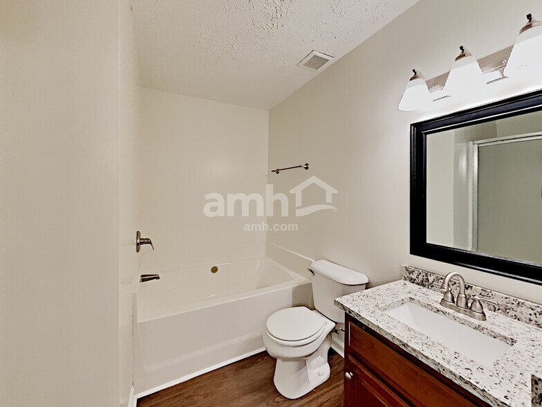 Building Photo - 6027 Nautical St