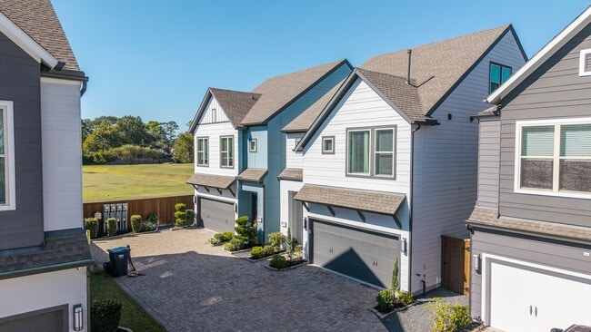 Building Photo - 968 Ford Pines Ln