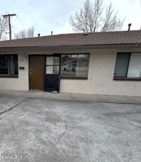 Building Photo - 1795 York Way