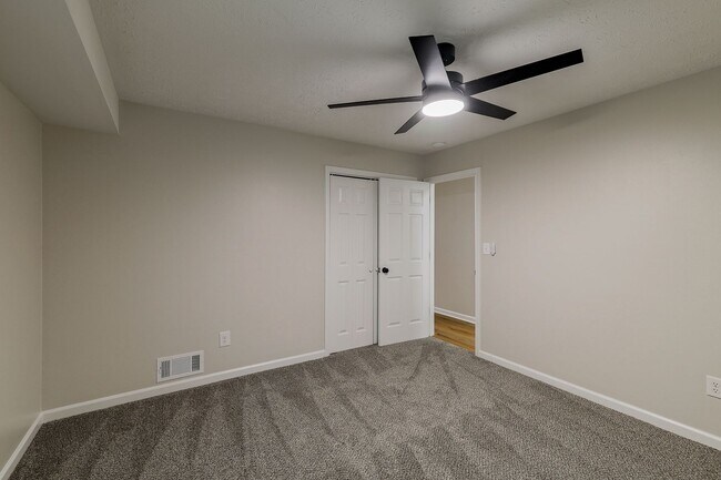 Building Photo - Newly Renovated East Side Home!