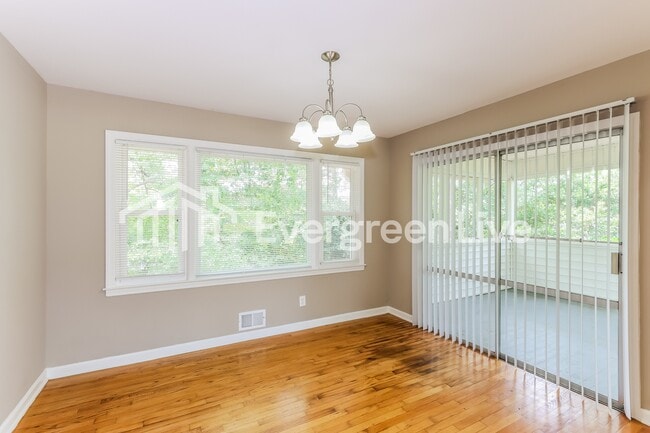 Building Photo - 1835 Pisgah Rd