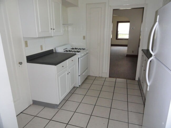 Building Photo - 1209 S W Ave