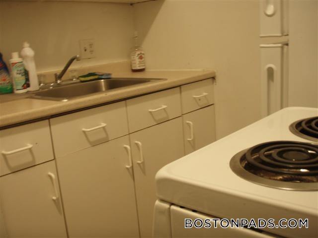 Building Photo - 384 Commonwealth Avenue