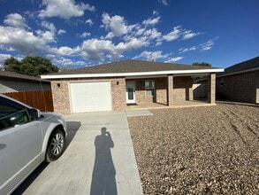 Building Photo - 237 Martin Ave