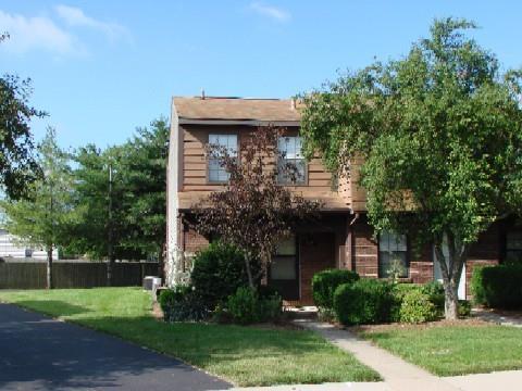 Primary Photo - 441 Colleen Dr