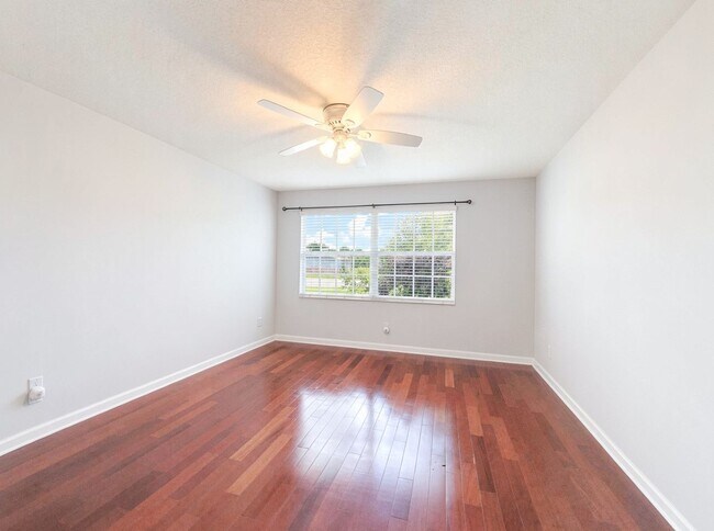 Building Photo - Beautifully maintained 2-bedroom, 2-bath in Island Walk