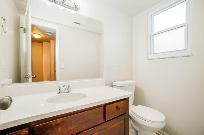 Building Photo - 1668 Kildare Pl