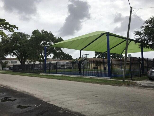 Building Photo - 1848 NW 55th Ave