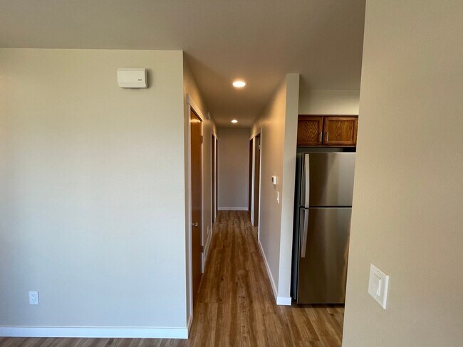 Building Photo - 4210 Blue Heron Ct