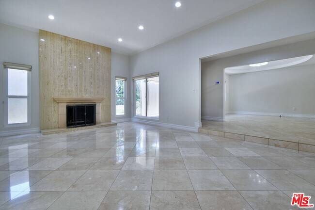 Building Photo - 23637 Park Belmonte