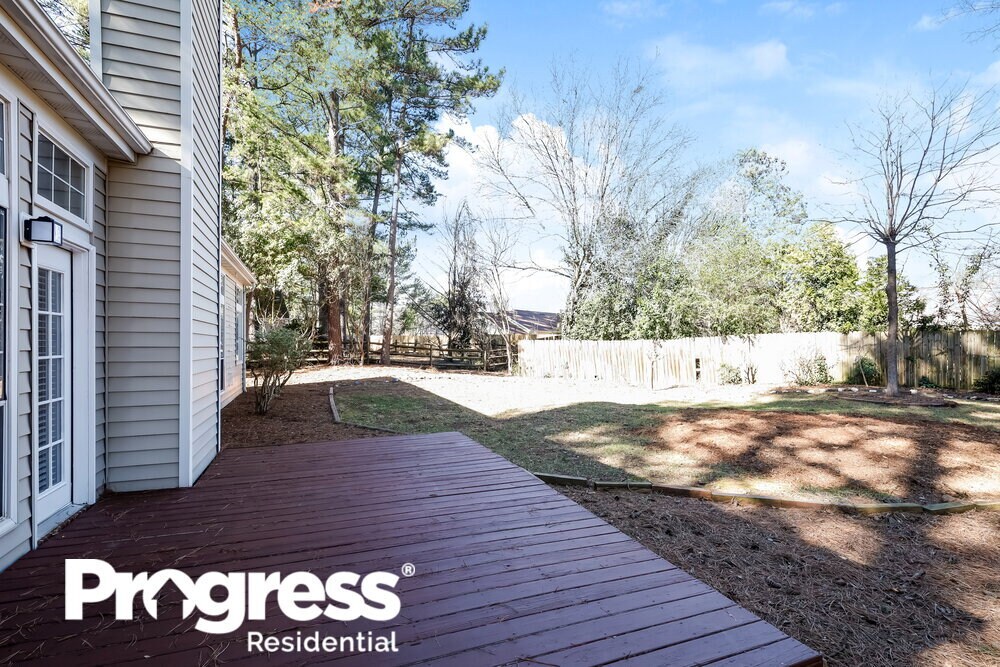 Building Photo - 2518 Bushy Pine Ct