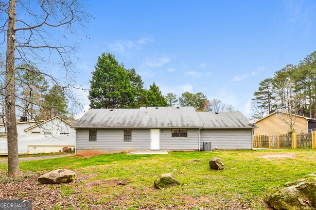 Building Photo - 10345 Canyon Trail