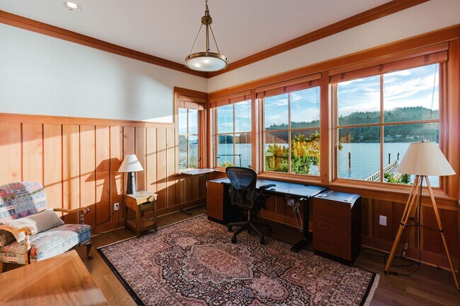 Building Photo - Impeccable Low Bank Bainbridge Waterfront Home with Private Dock