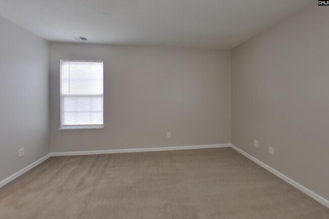 Building Photo - 152 Cottage Lake Way