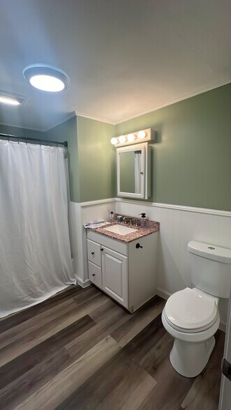 Bathroom - 218 Summer St